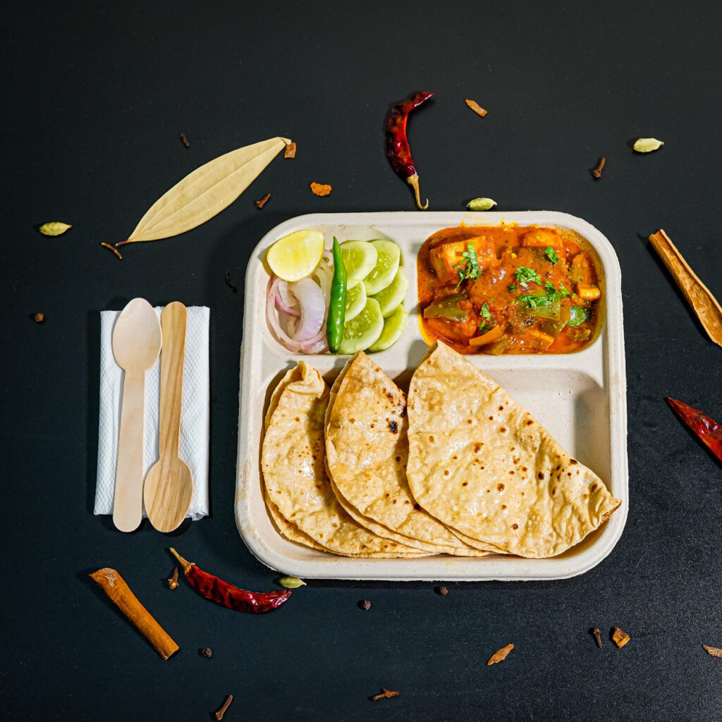 Kadhi Paneer With 3 Roti